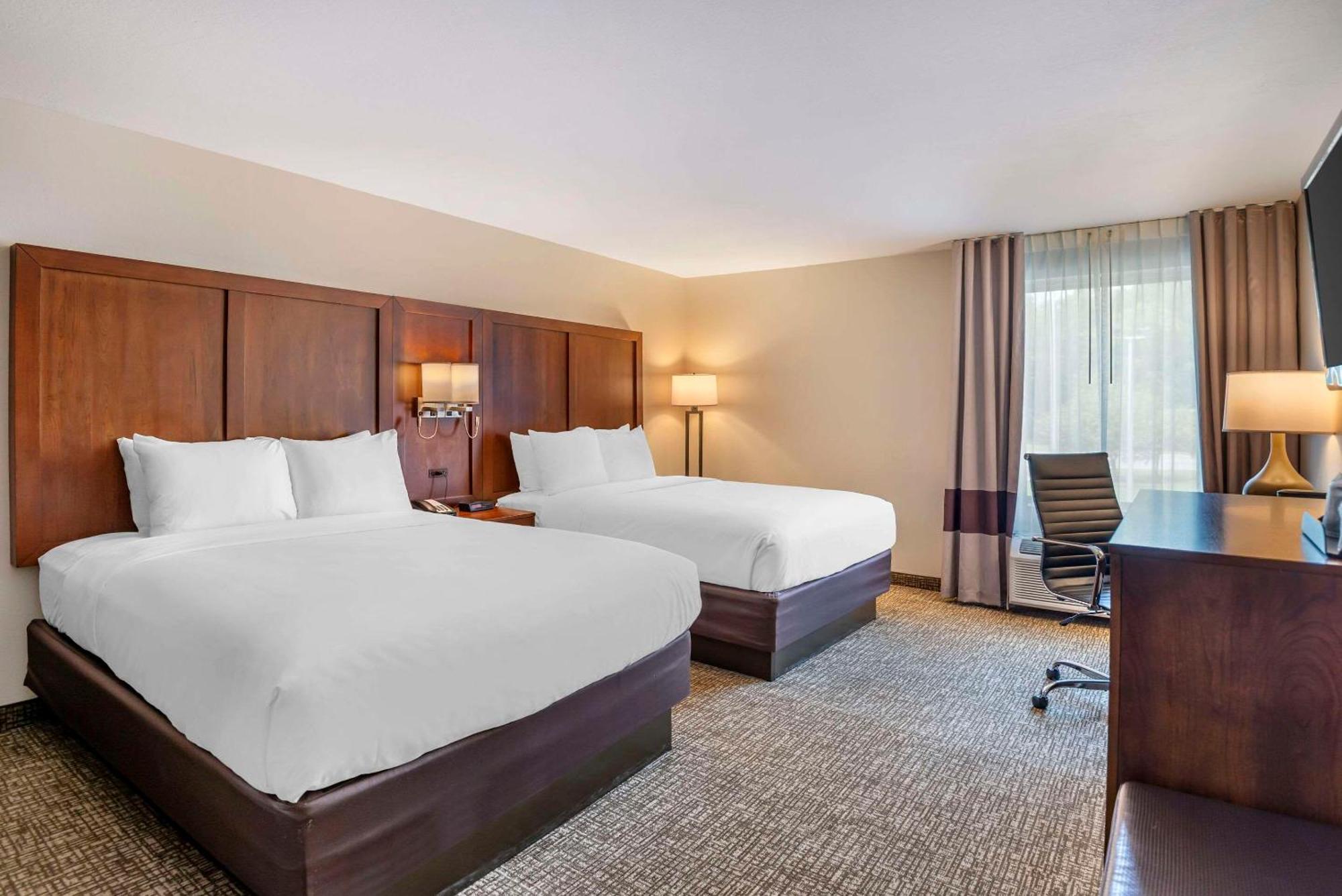 Comfort Inn Petersburg Near Fort Gregg-Adams Bagian luar foto