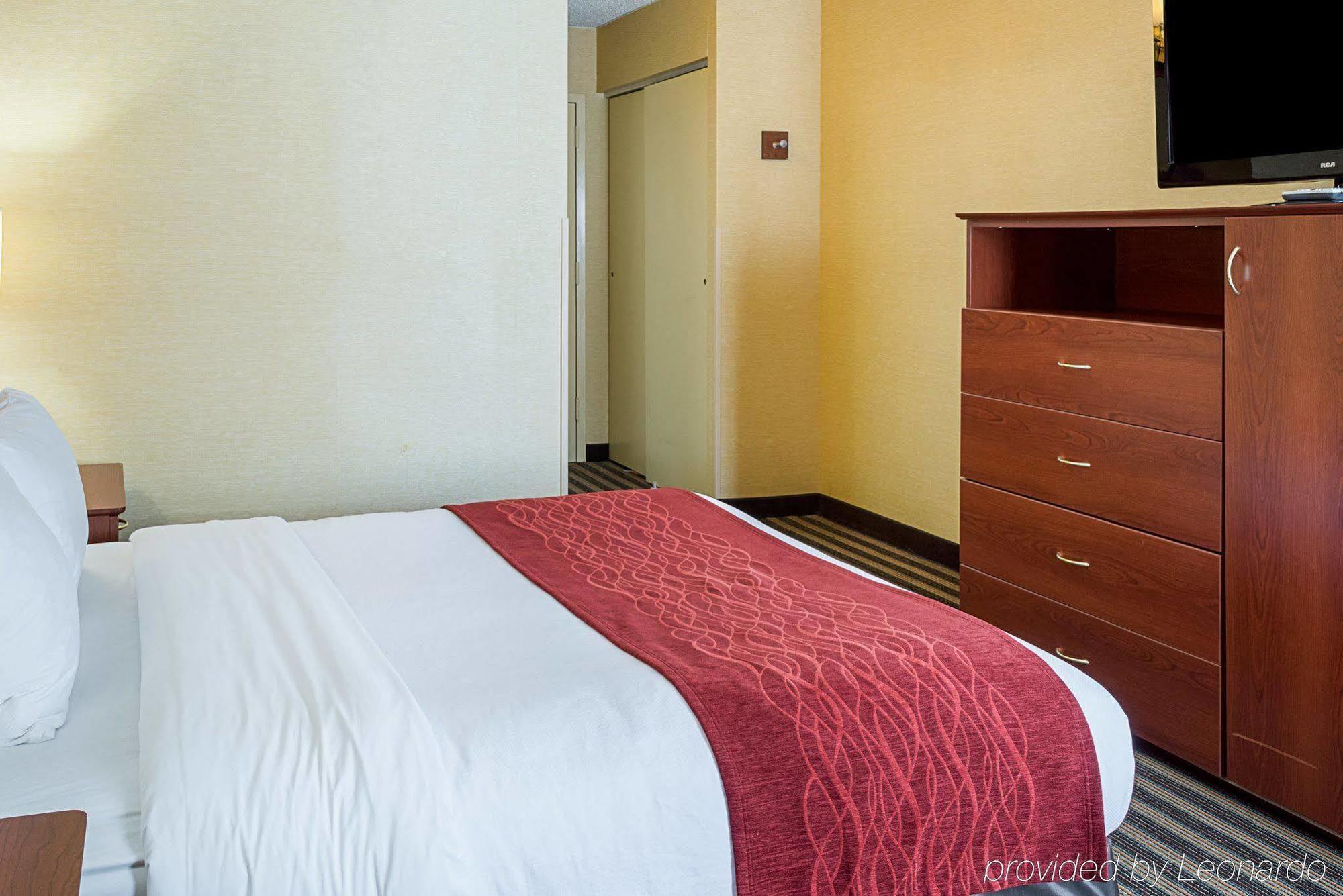 Comfort Inn Petersburg Near Fort Gregg-Adams Bagian luar foto
